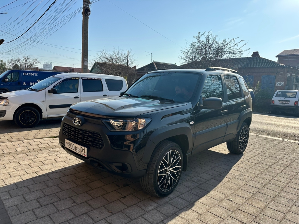 Очередной проект — LADA Niva в нашей студии автозвука!