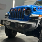 Jeep Wrangler в работе — устанавливаем ходовые огни!