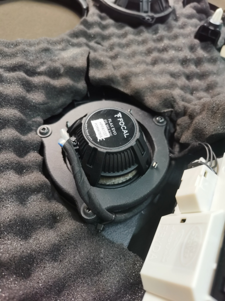 В работе — Range Rover Sport